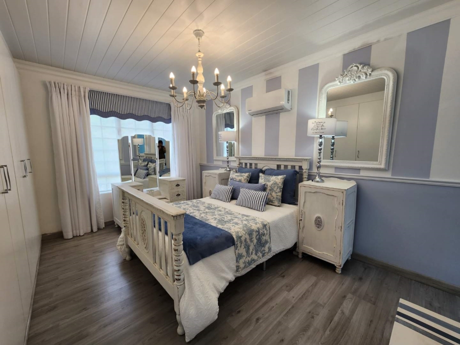 3 Bedroom Property for Sale in Vakansieplaas Western Cape